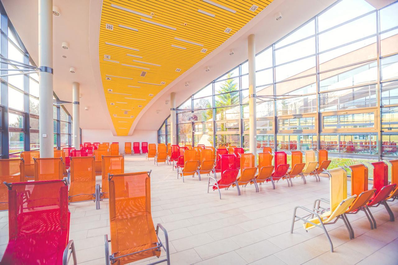 Hanna Apartman Buk Exterior foto
